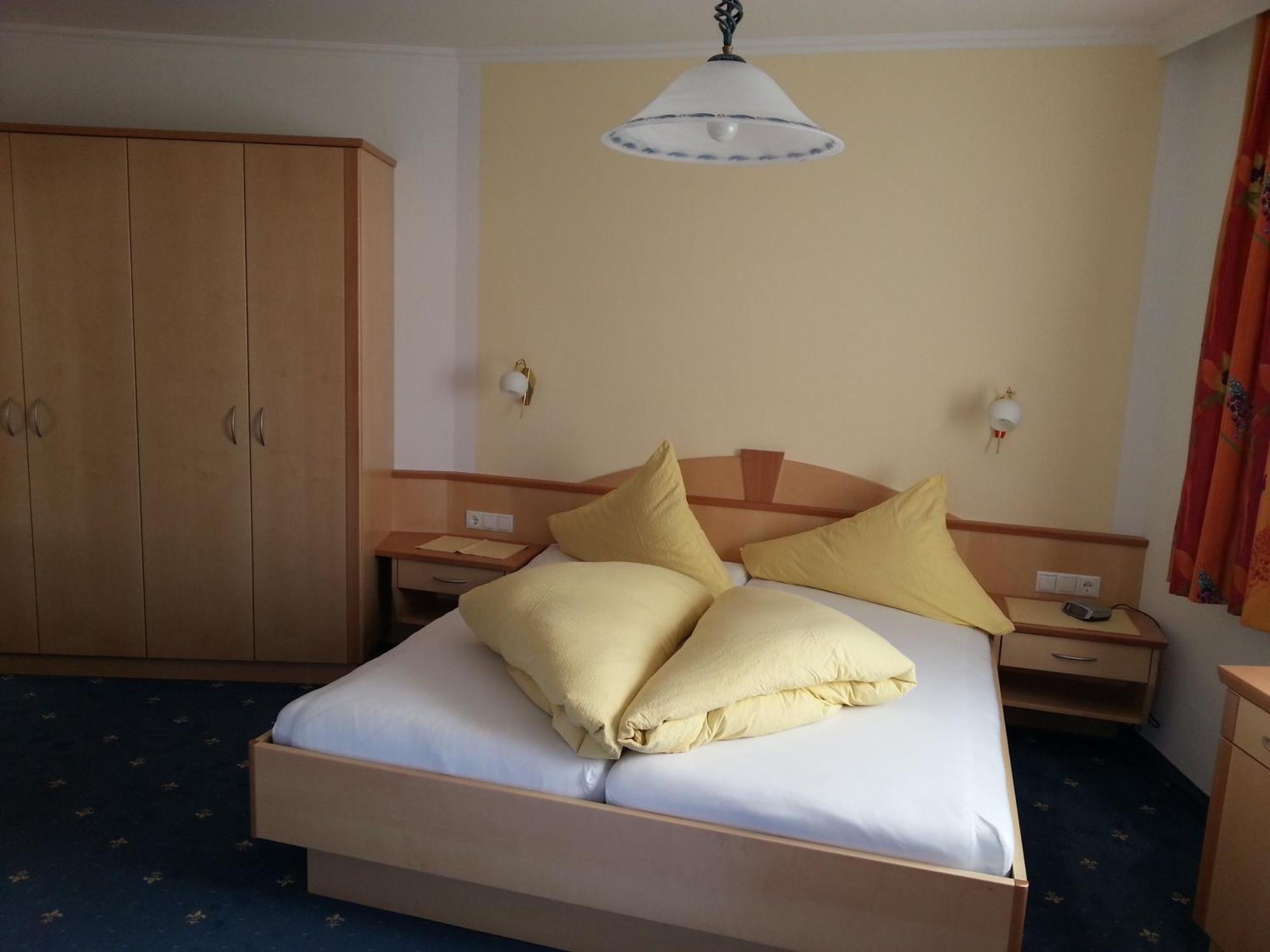 Pension Rieder Kaprun Habitación foto